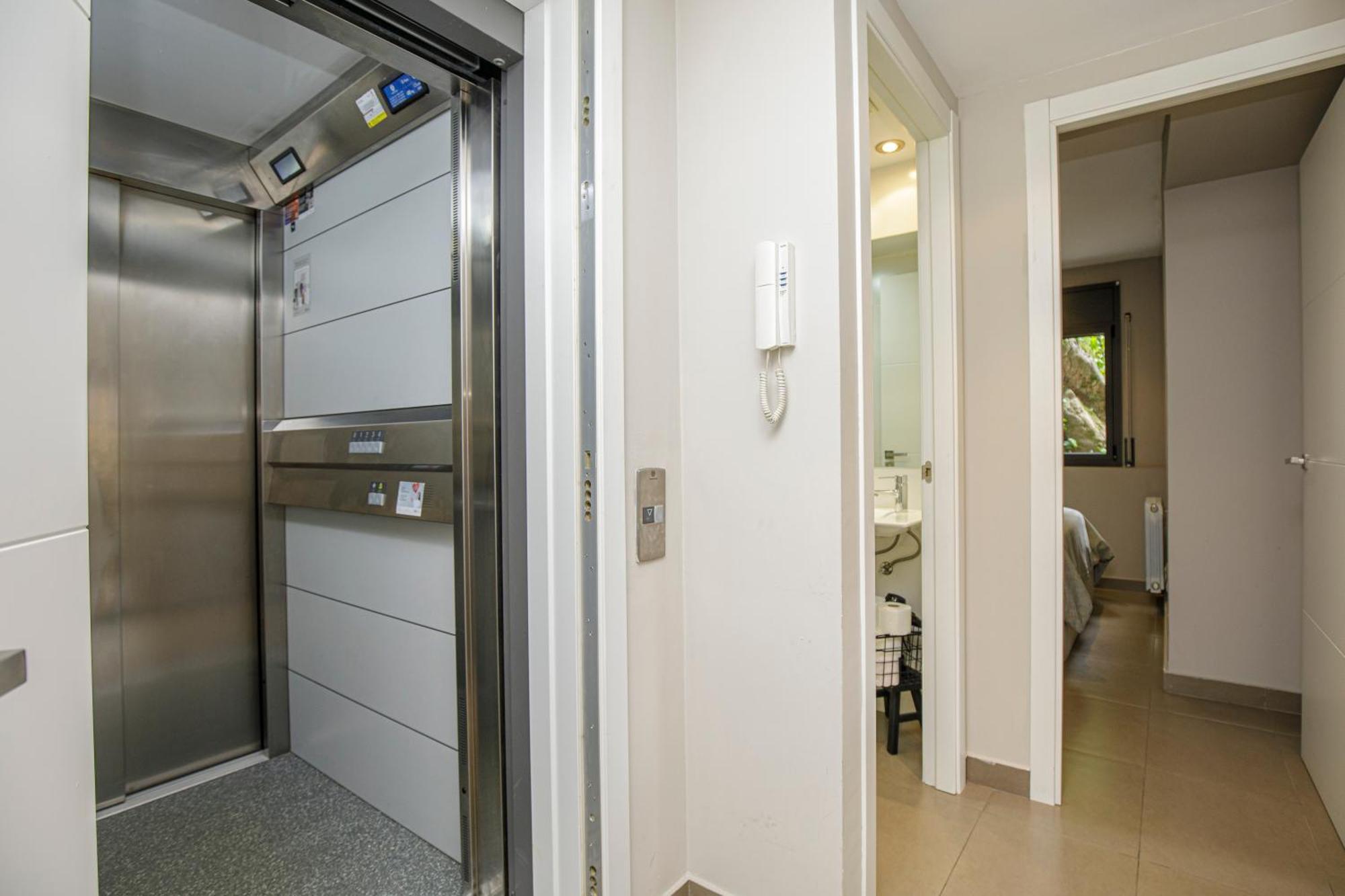 Centric Ripoll Apartment Exterior photo